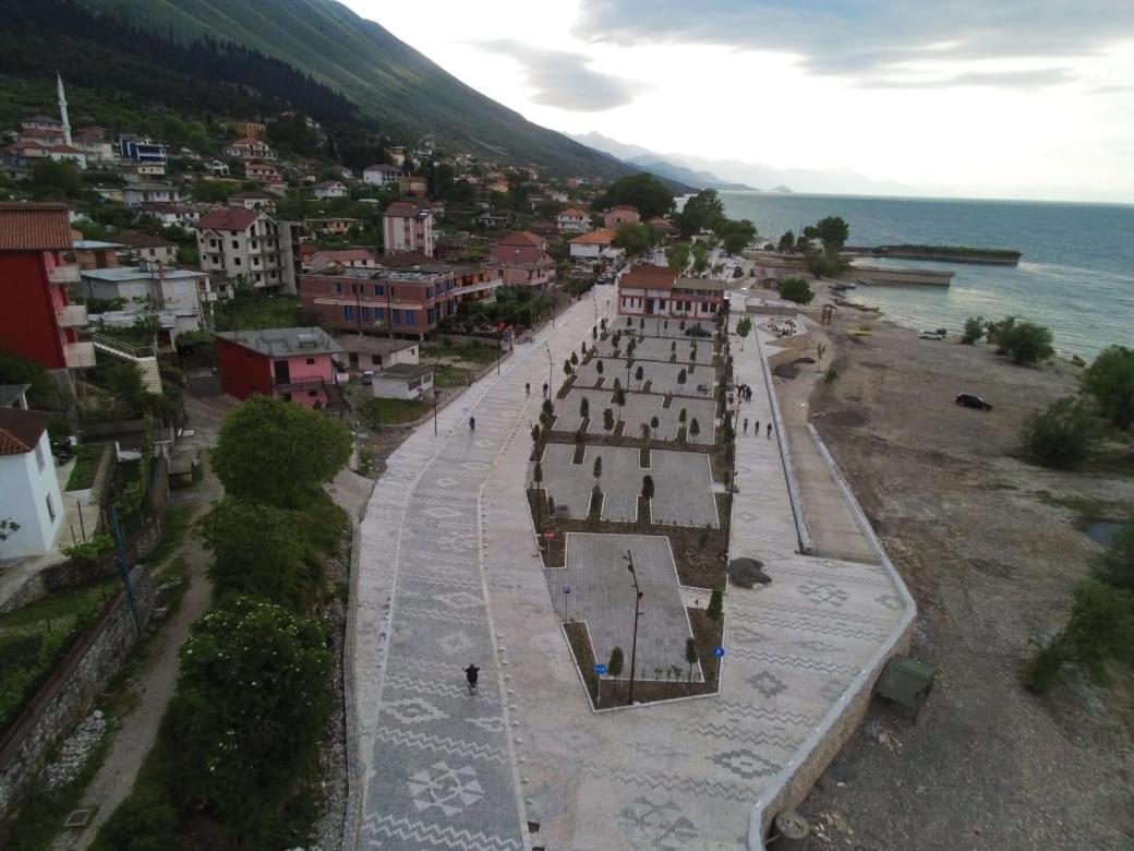 Hotel Restaurant Univers Shkodër Buitenkant foto